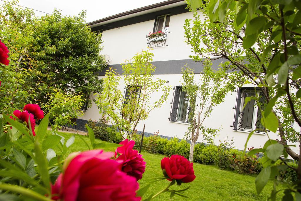 Hotel apartamentowy Yuzhniy Dvorik *